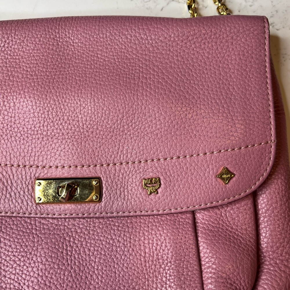MCM Rose Pink Leather Gold Chain Link Shoulder Bag - Picture 3 of 8
